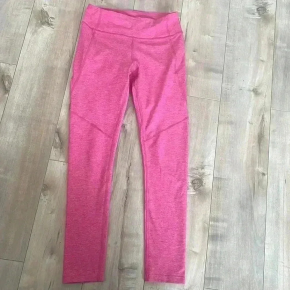 Outdoor Voices Warm Up 3/4 Leggings in Pink Flamingo Size S - Picture 3 of 5